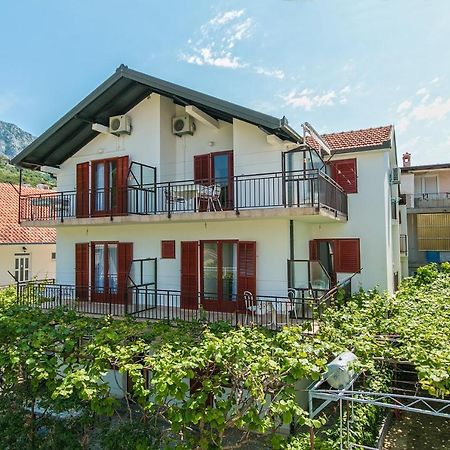 Apartments By The Sea Podaca, Makarska - 516 Exterior photo